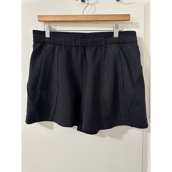 Lululemon Embossed Panel HR Short 4” Textured Logo Size M Black BLK 56761. - Picture 5 of 9